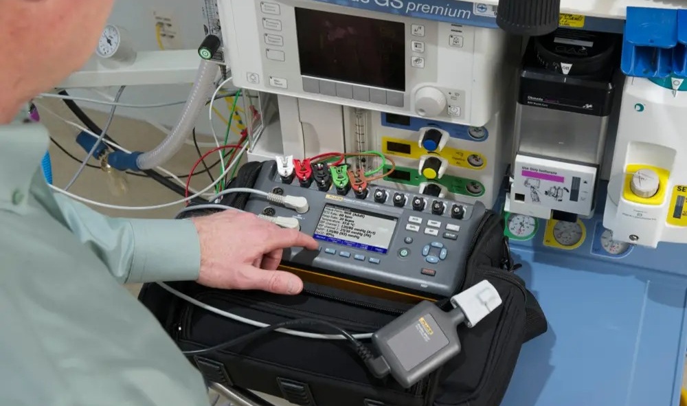 FLUKE ProSim 8 Patient Simulator - Image 2