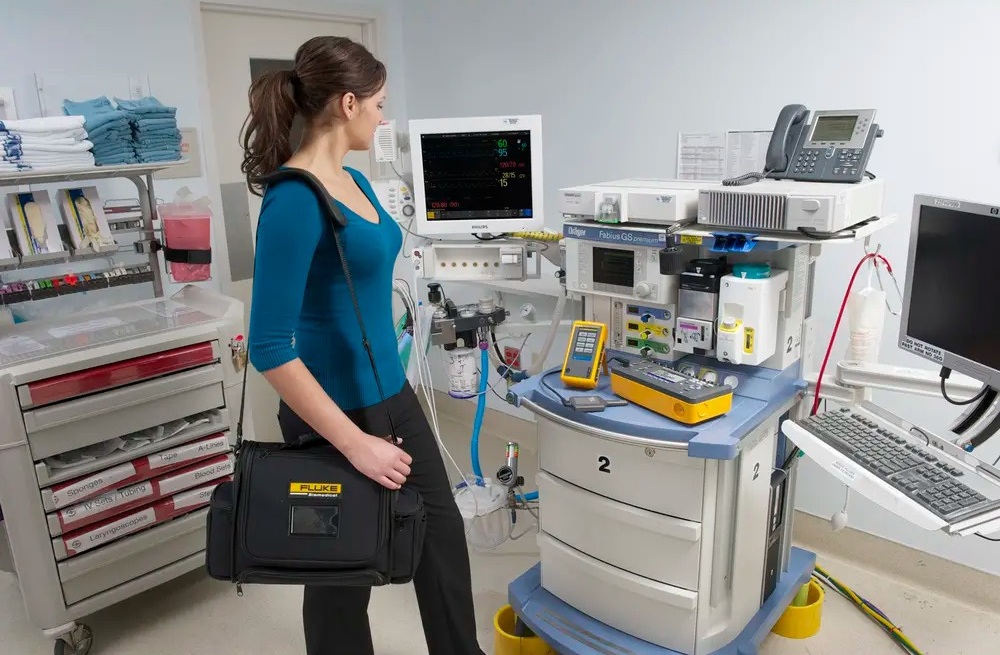 FLUKE ProSim 8 Patient Simulator - Image 3