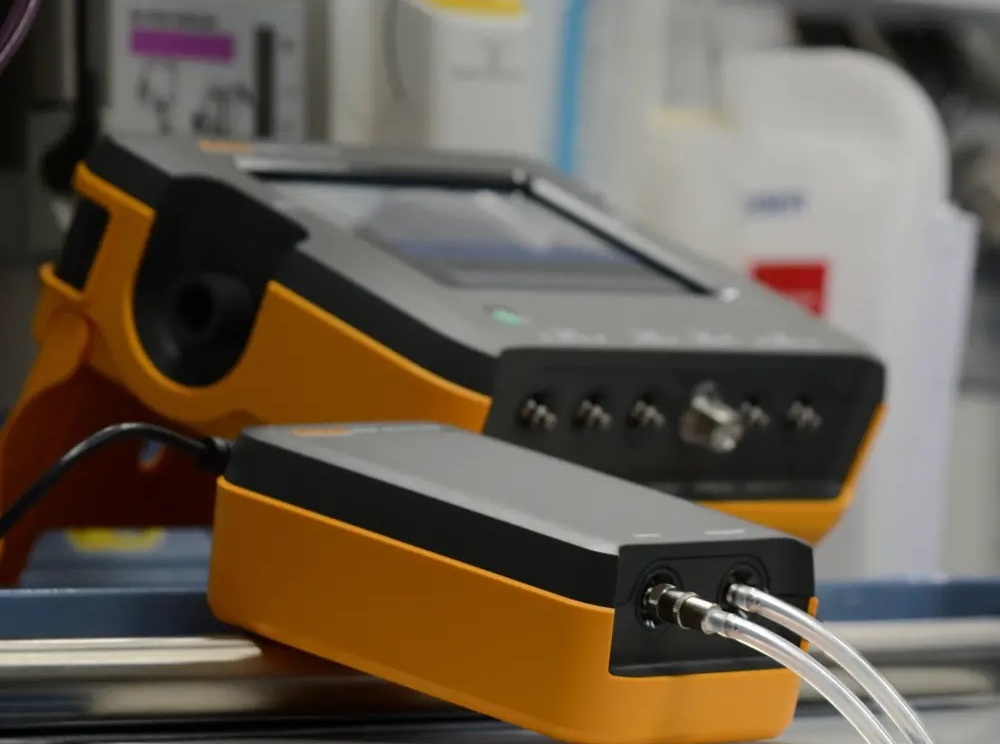 FLUKE VT900A Gas Flow Analyzer + Vapour - Image 4